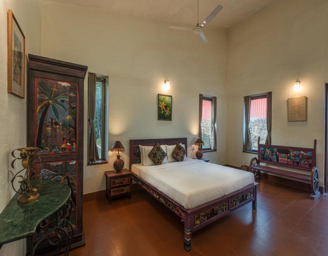 Saffronstays Aurelia, Panchgani - Balinese Villa With Breathtaking Valley Views Exterior photo